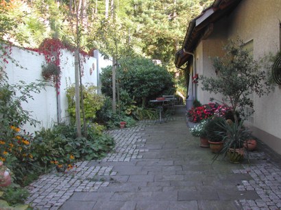 kleiner Gartenhof